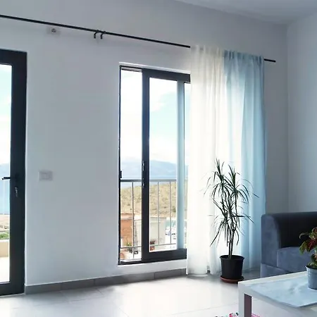 Apartment Sea N Sol Sarande