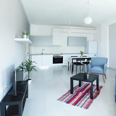 Sea N Sol Apartment *